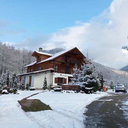 Gasthaus Maria Borlova エクステリア 写真