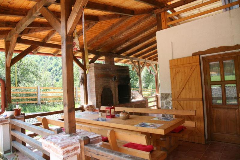 Gasthaus Maria Borlova エクステリア 写真