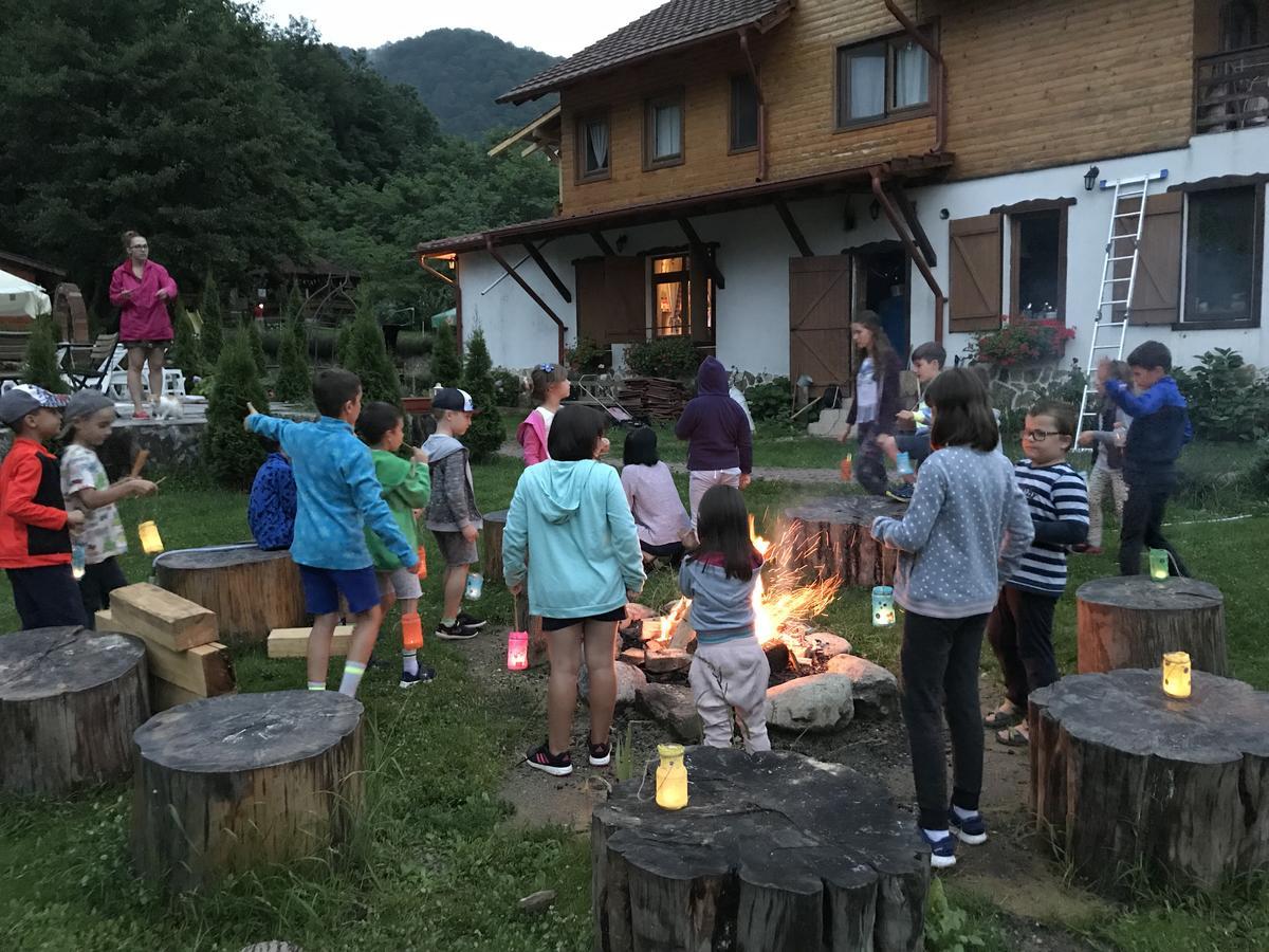 Gasthaus Maria Borlova エクステリア 写真
